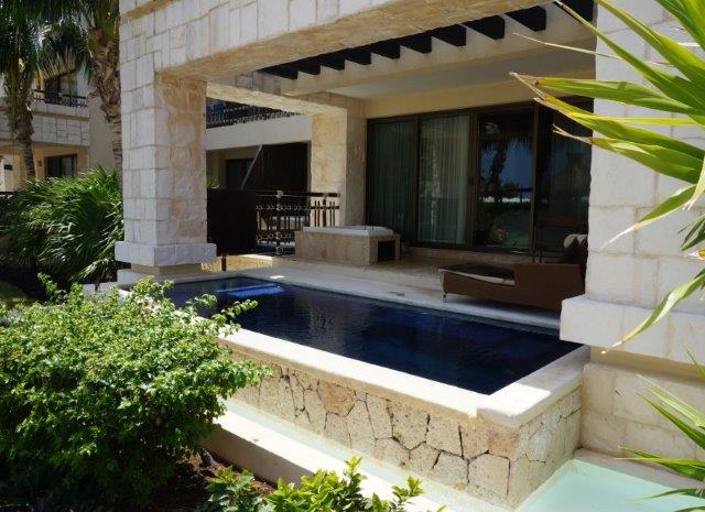 Dream Riviera Cancun the swim out private suite section Mexico