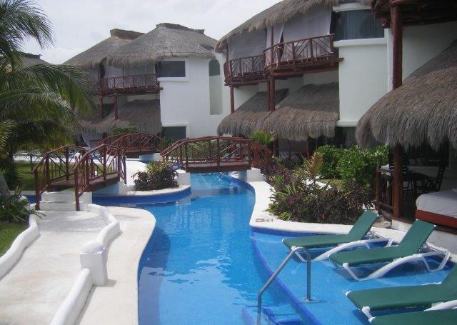 El Dorado Royale Casista suites are beautiful and spacious