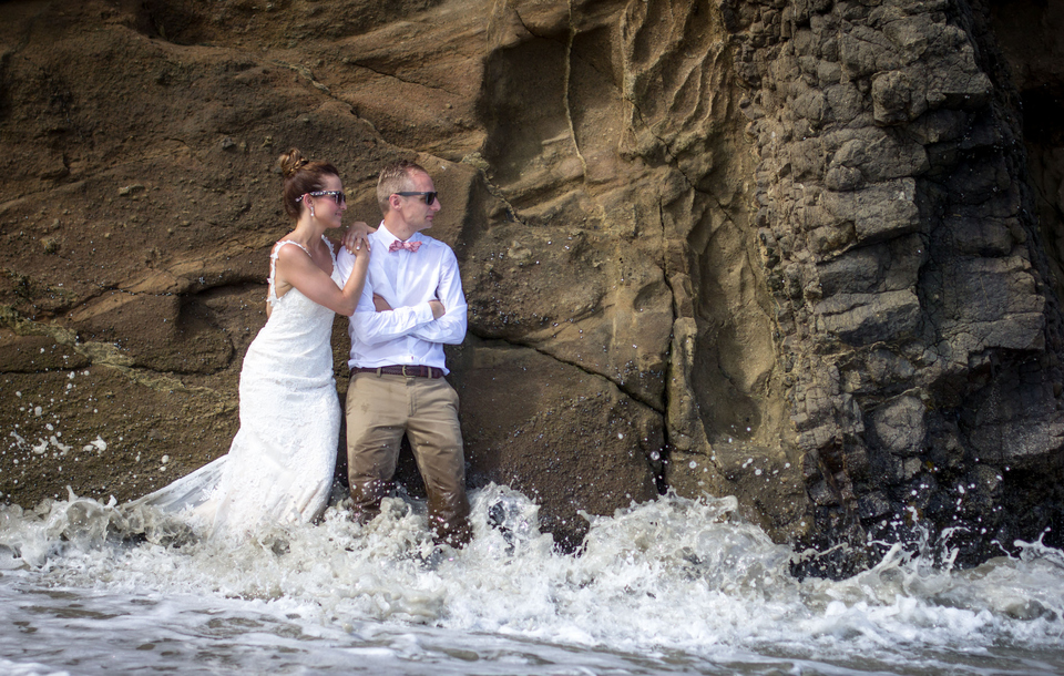  Iberostar wedding couple at beach 