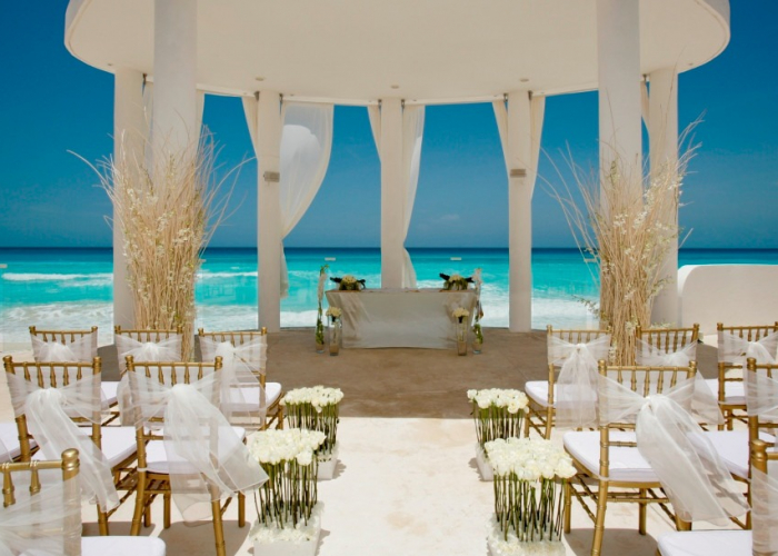 Mexico destination wedding Le Blanc Spa Resort Cancun
