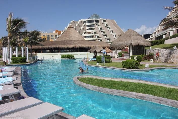 Mexico wedding resorts Paradisus Cancun