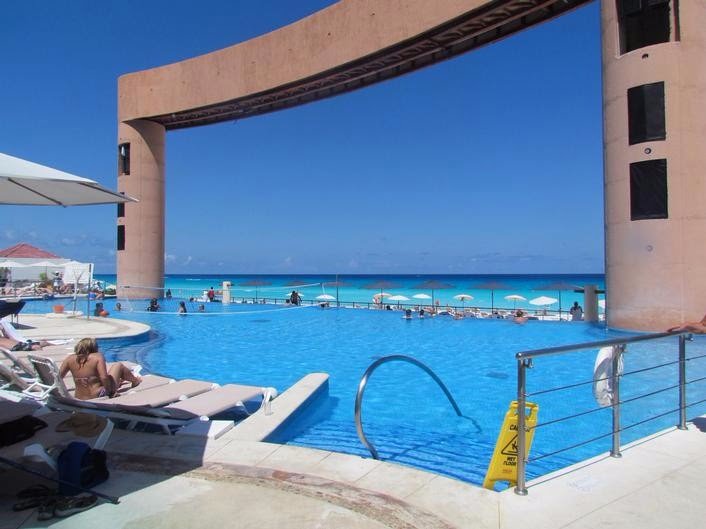 Beach Palace Cancun Pool Movie Screen